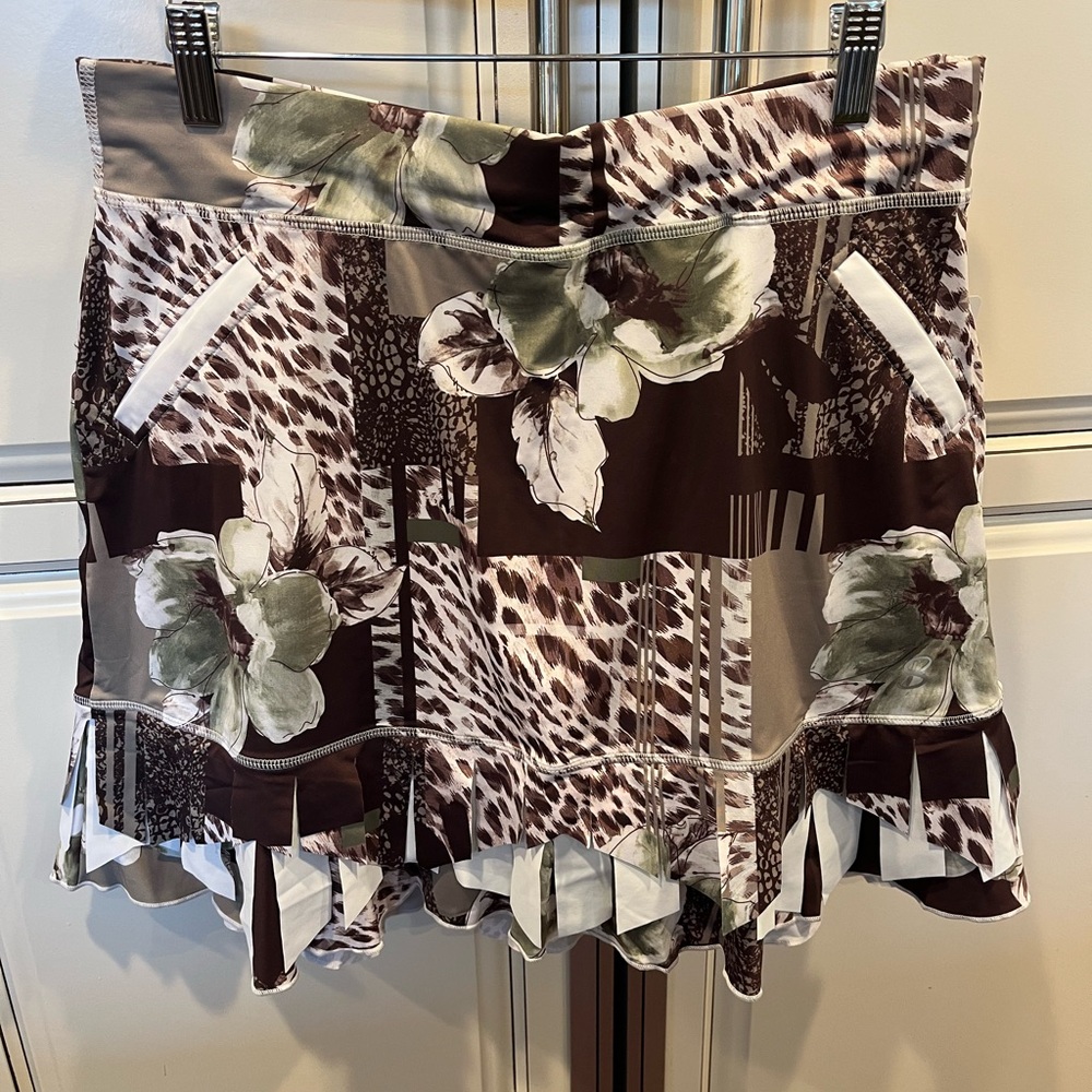 Sofibella Tennis Skirt Skort with Floral and Animal Print